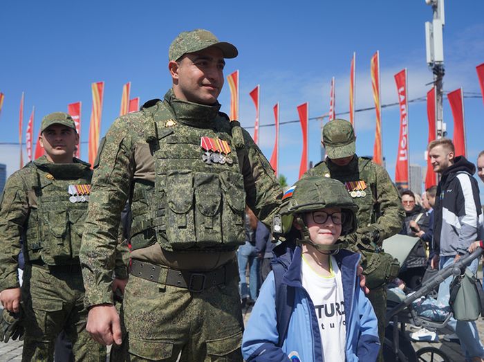 https://upforme.ru/uploads/0010/90/3b/2/446315.jpg