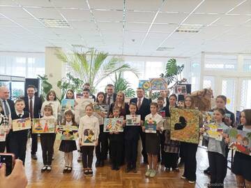 https://upforme.ru/uploads/0011/90/c9/13/t168386.jpg
