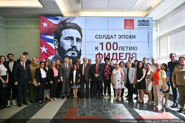https://upforme.ru/uploads/0011/90/c9/13/t296700.jpg