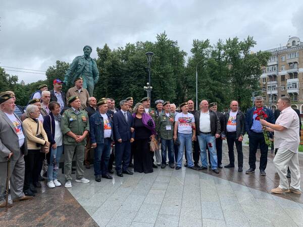 https://upforme.ru/uploads/0011/90/c9/13/t371539.jpg