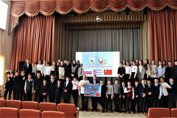 https://upforme.ru/uploads/0011/90/c9/13/t385045.jpg