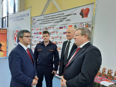 https://upforme.ru/uploads/0011/90/c9/13/t585171.jpg