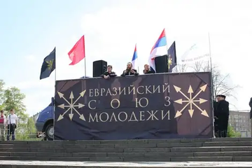 https://upforme.ru/uploads/0011/ce/80/525/t577901.png