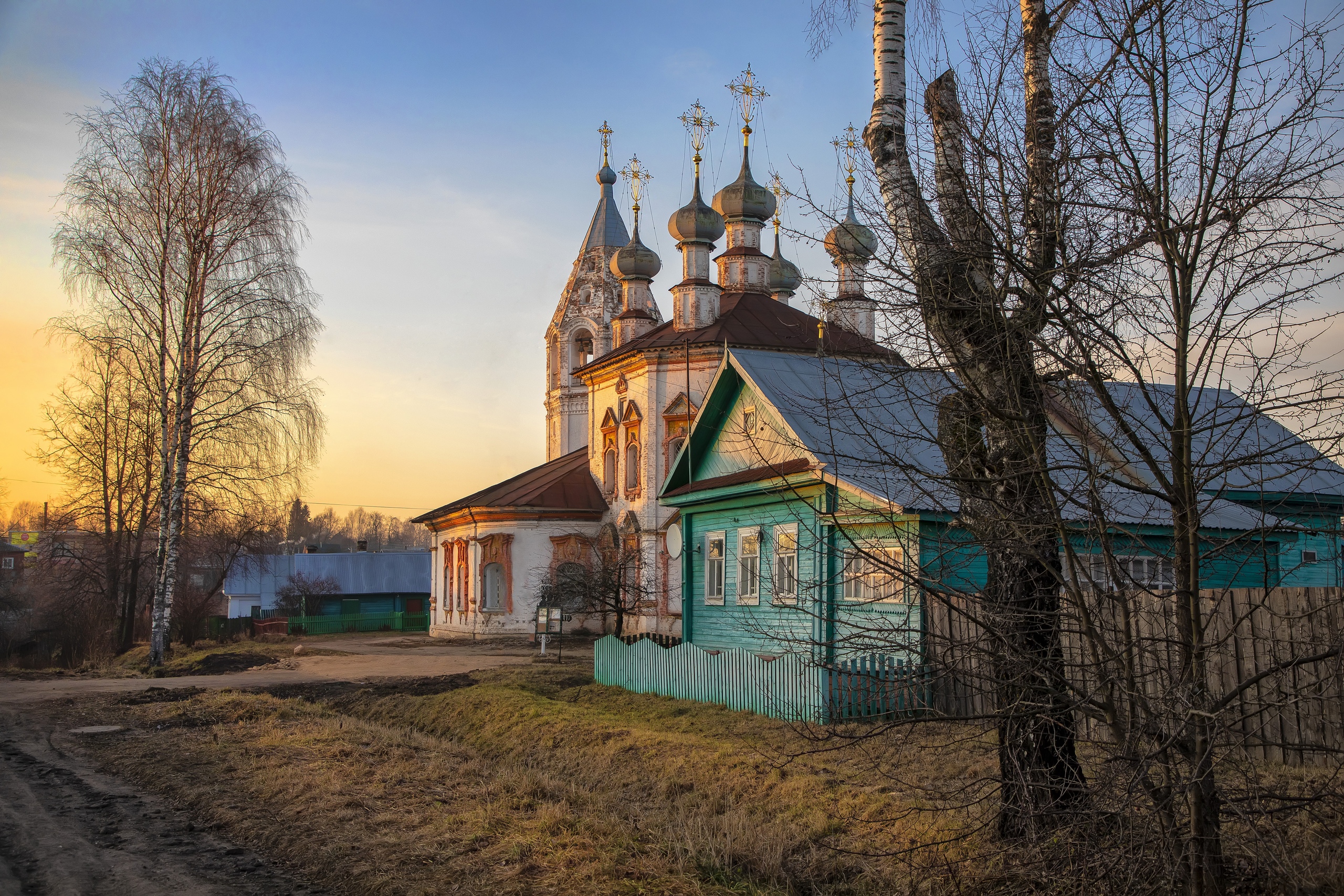 https://upforme.ru/uploads/0012/15/01/676/85980.jpg
