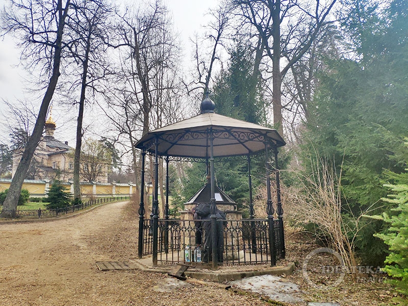 https://upforme.ru/uploads/0012/15/01/692/388379.jpg