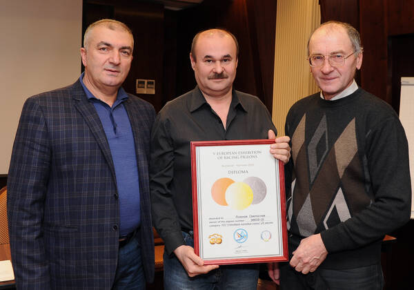 https://upforme.ru/uploads/0012/5a/ef/2/t358401.jpg