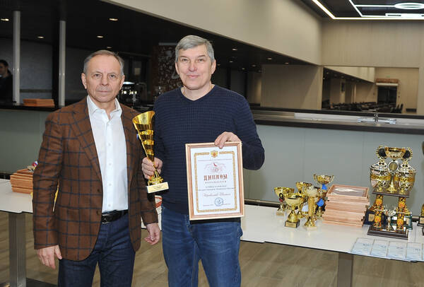 https://upforme.ru/uploads/0012/5a/ef/266/t261256.jpg