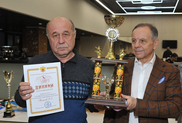 https://upforme.ru/uploads/0012/5a/ef/266/t392474.jpg