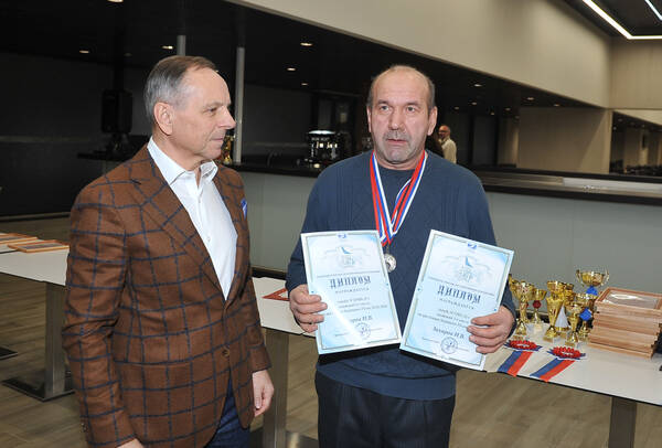 https://upforme.ru/uploads/0012/5a/ef/266/t401257.jpg