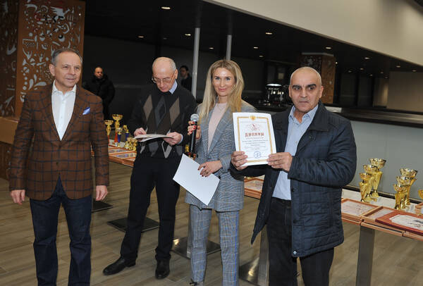 https://upforme.ru/uploads/0012/5a/ef/266/t442731.jpg