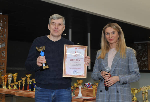 https://upforme.ru/uploads/0012/5a/ef/266/t505589.jpg
