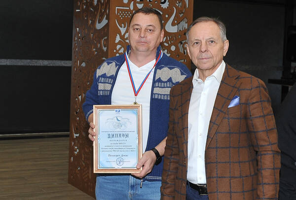 https://upforme.ru/uploads/0012/5a/ef/266/t578271.jpg