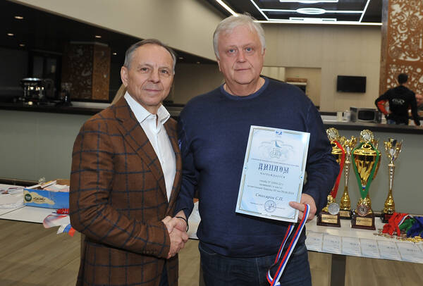 https://upforme.ru/uploads/0012/5a/ef/266/t587128.jpg
