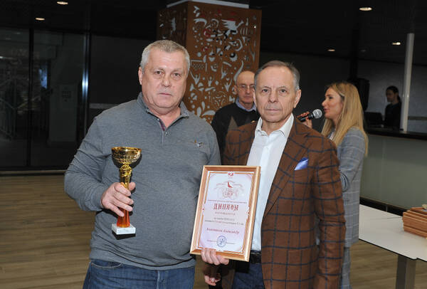 https://upforme.ru/uploads/0012/5a/ef/266/t764612.jpg