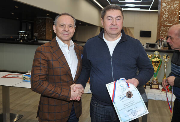 https://upforme.ru/uploads/0012/5a/ef/266/t854326.jpg