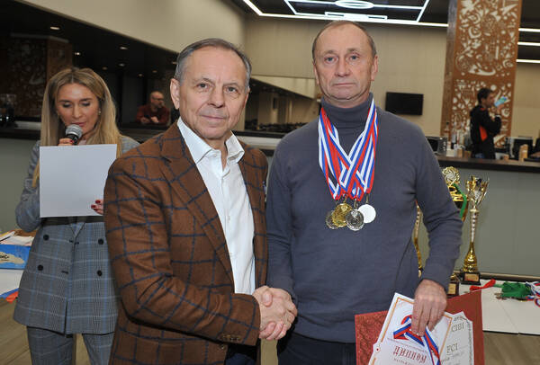 https://upforme.ru/uploads/0012/5a/ef/266/t872880.jpg