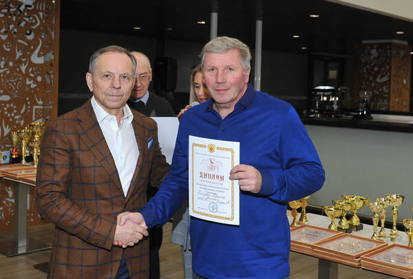 https://upforme.ru/uploads/0012/5a/ef/266/t950619.jpg