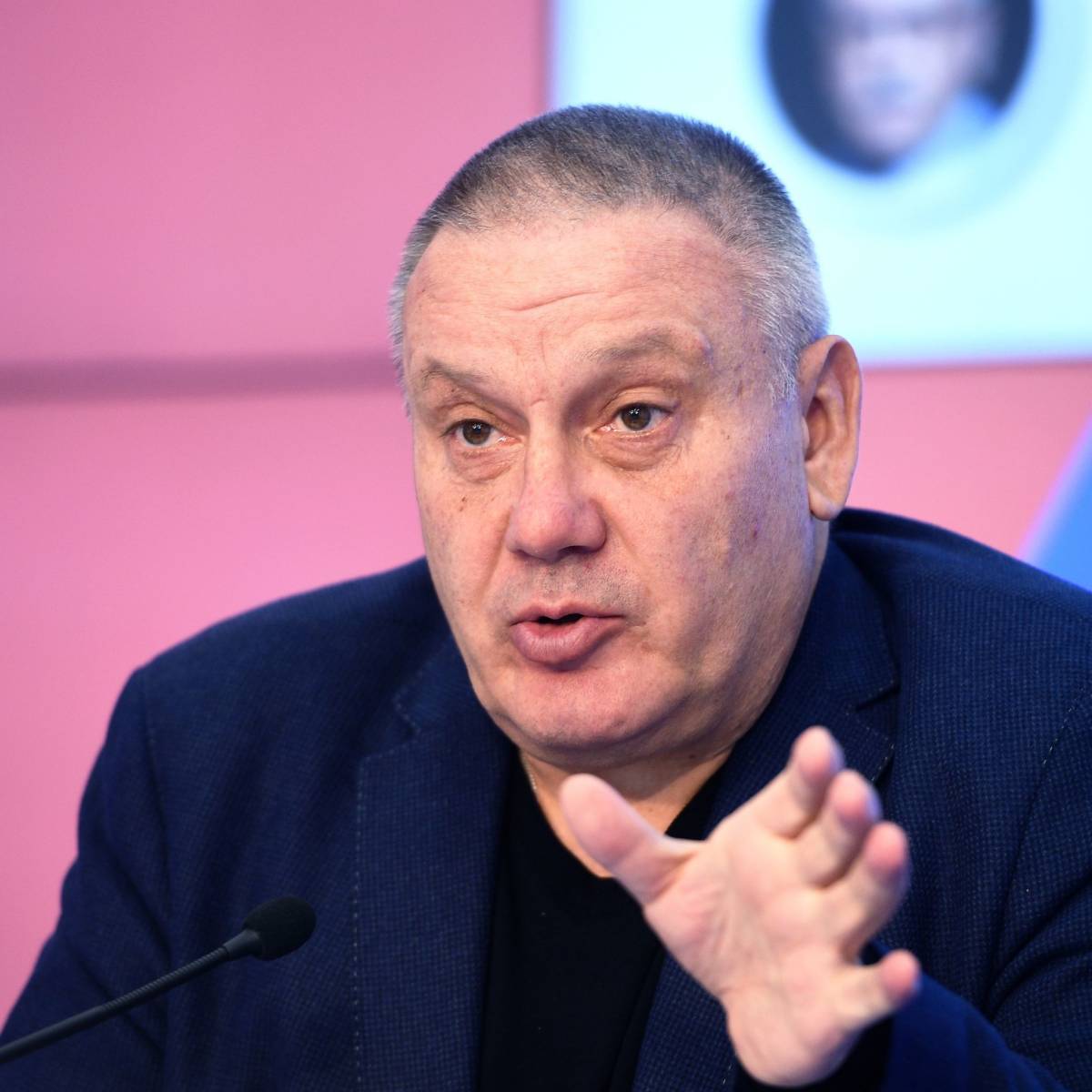 https://upforme.ru/uploads/0012/6e/7d/745/197713.jpg
