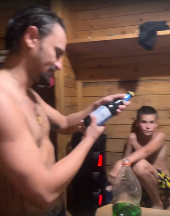https://upforme.ru/uploads/0012/6e/7d/840/449429.jpg