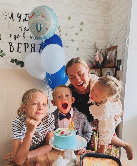 https://upforme.ru/uploads/0012/6e/7d/840/635409.jpg