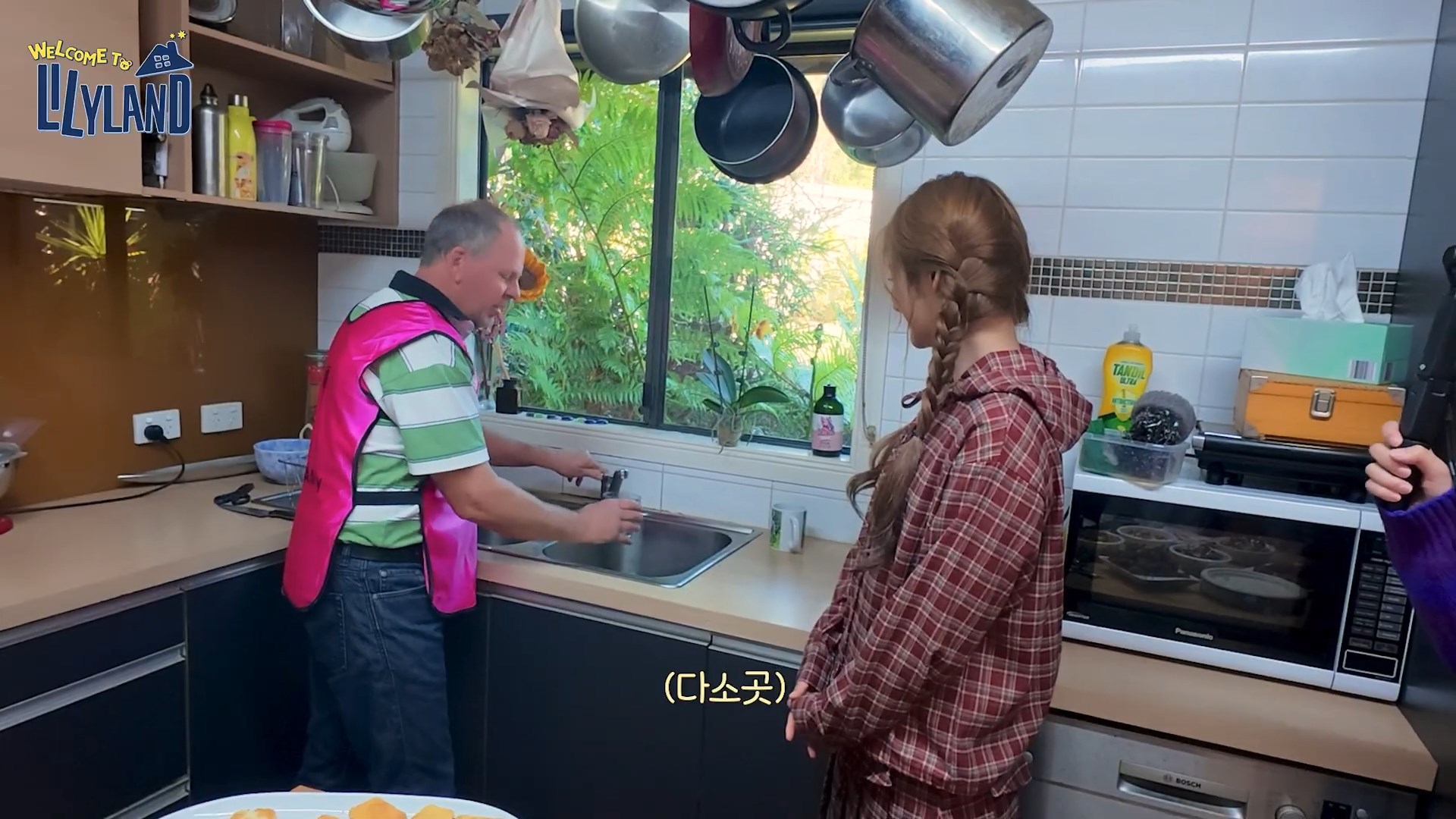 https://upforme.ru/uploads/0012/d6/0d/1862/880993.jpg