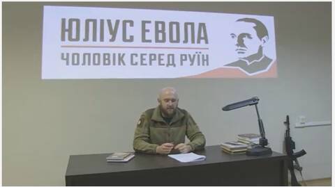 https://upforme.ru/uploads/0012/d6/0d/2137/t246048.jpg