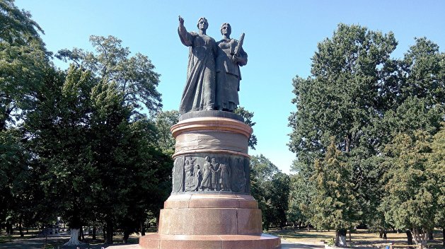 https://upforme.ru/uploads/0013/1f/fe/273/255737.jpg