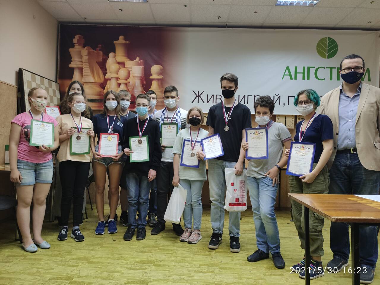 https://upforme.ru/uploads/0014/11/ca/63/703358.jpg