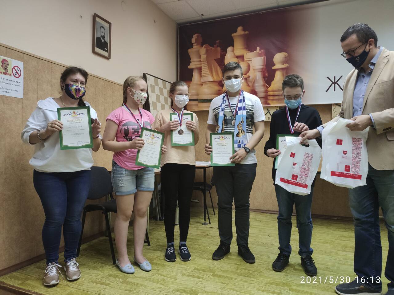 https://upforme.ru/uploads/0014/11/ca/63/762178.jpg