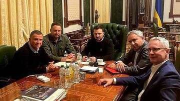 https://upforme.ru/uploads/0014/1d/02/30/t64089.jpg
