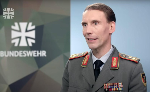 https://upforme.ru/uploads/0014/75/e6/2/612277.png