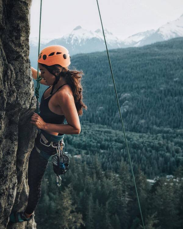 https://upforme.ru/uploads/0014/97/f4/238/t972583.jpg