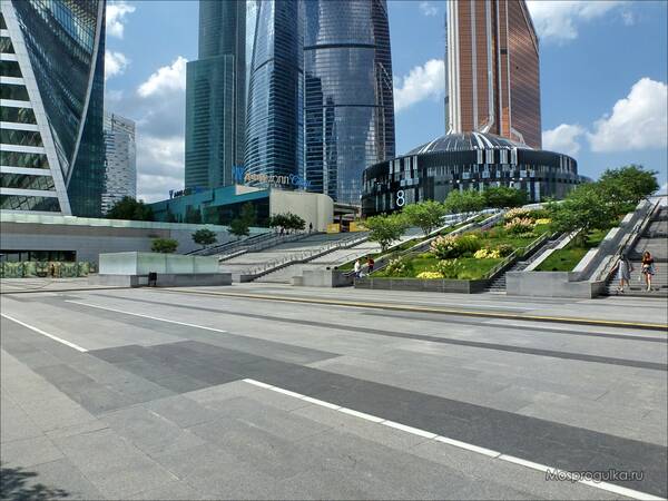 https://upforme.ru/uploads/0014/97/f4/24/t532657.jpg