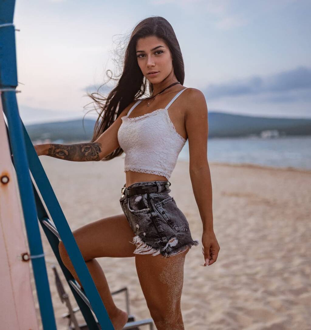 https://upforme.ru/uploads/0015/ec/e0/1191/171909.jpg