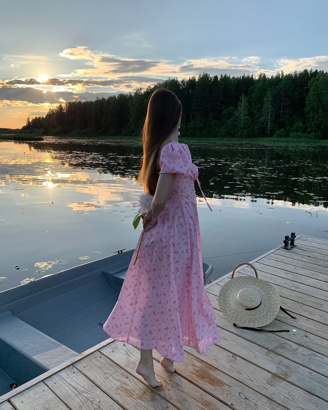 https://upforme.ru/uploads/0015/ec/e0/1194/745739.jpg