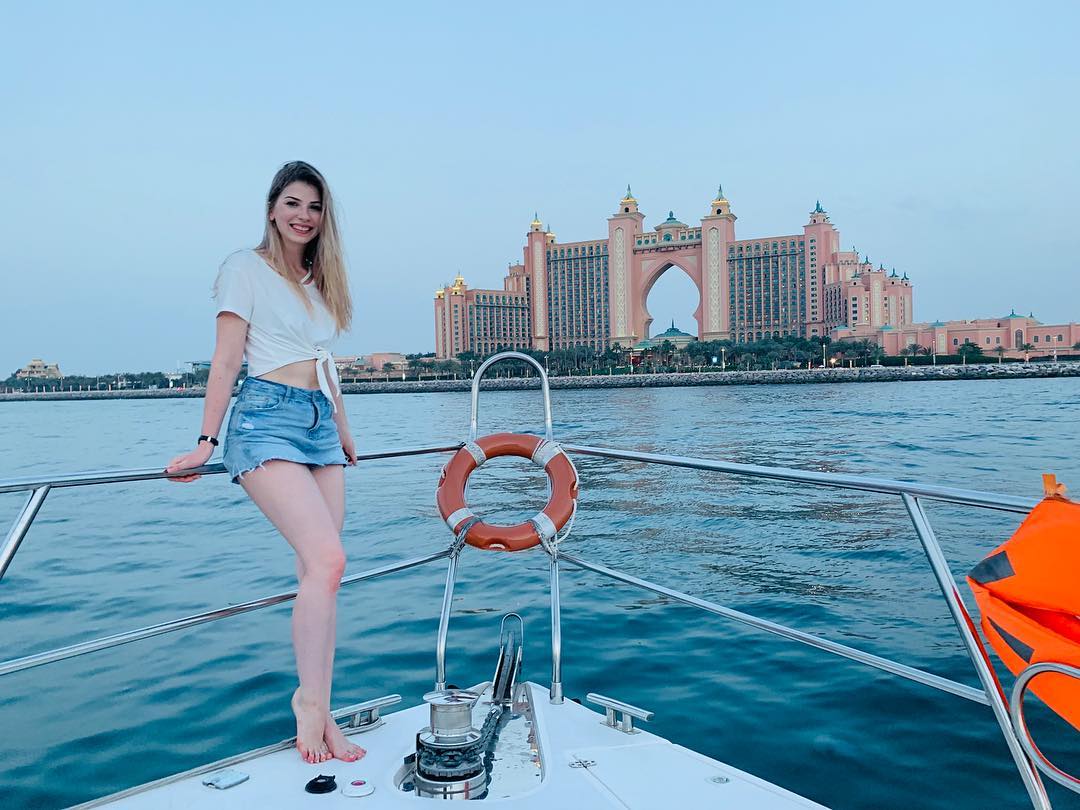 https://upforme.ru/uploads/0015/ec/e0/2038/403970.jpg