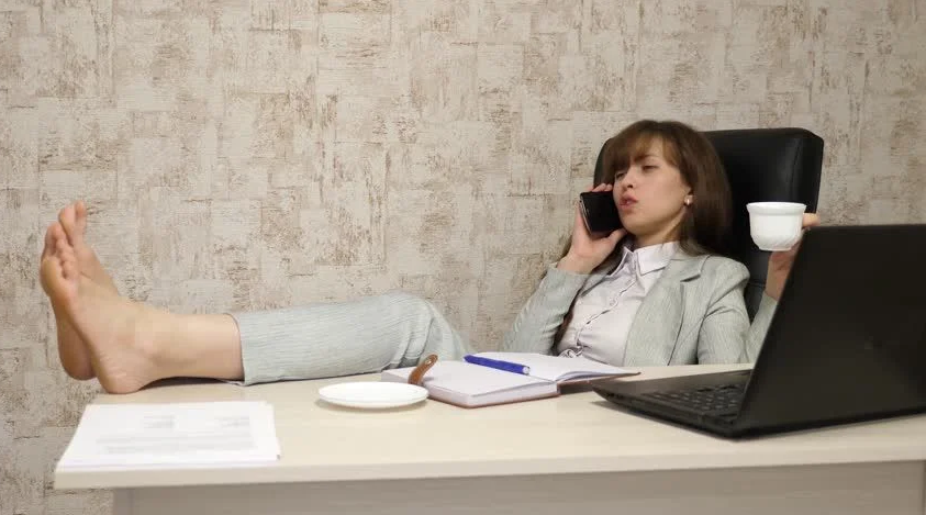 https://upforme.ru/uploads/0015/ec/e0/2220/632851.png