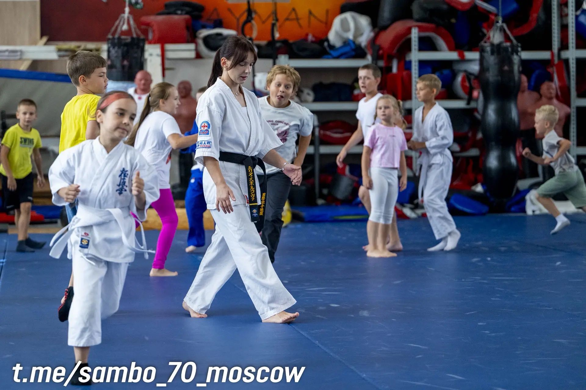 https://upforme.ru/uploads/0015/ec/e0/2346/538860.jpg
