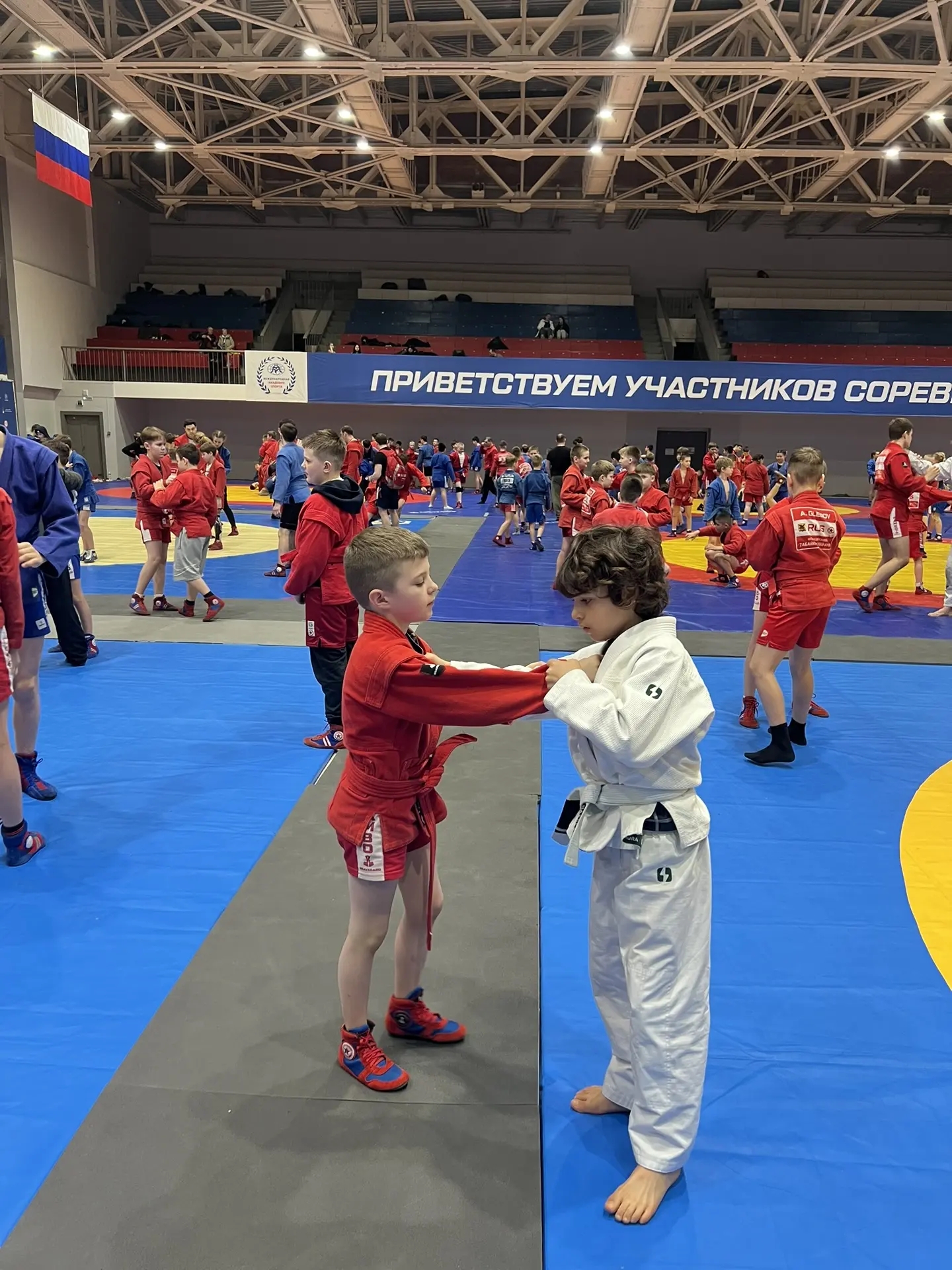 https://upforme.ru/uploads/0015/ec/e0/2346/943800.jpg