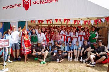 https://upforme.ru/uploads/0015/ec/e0/2454/t574232.jpg