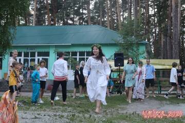 https://upforme.ru/uploads/0015/ec/e0/2496/t906306.jpg