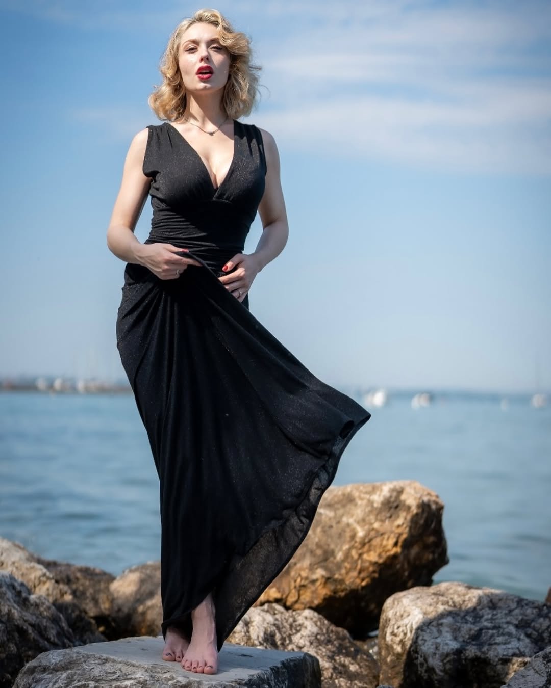 https://upforme.ru/uploads/0015/ec/e0/2516/111104.jpg