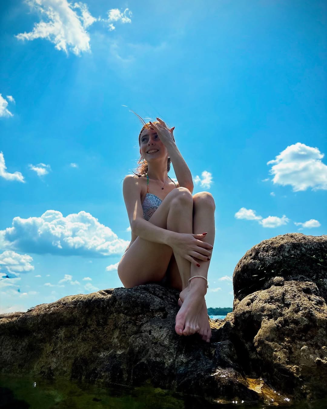 https://upforme.ru/uploads/0015/ec/e0/2548/921343.jpg