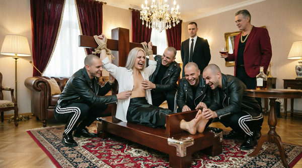 https://upforme.ru/uploads/0015/ec/e0/2558/t864274.png