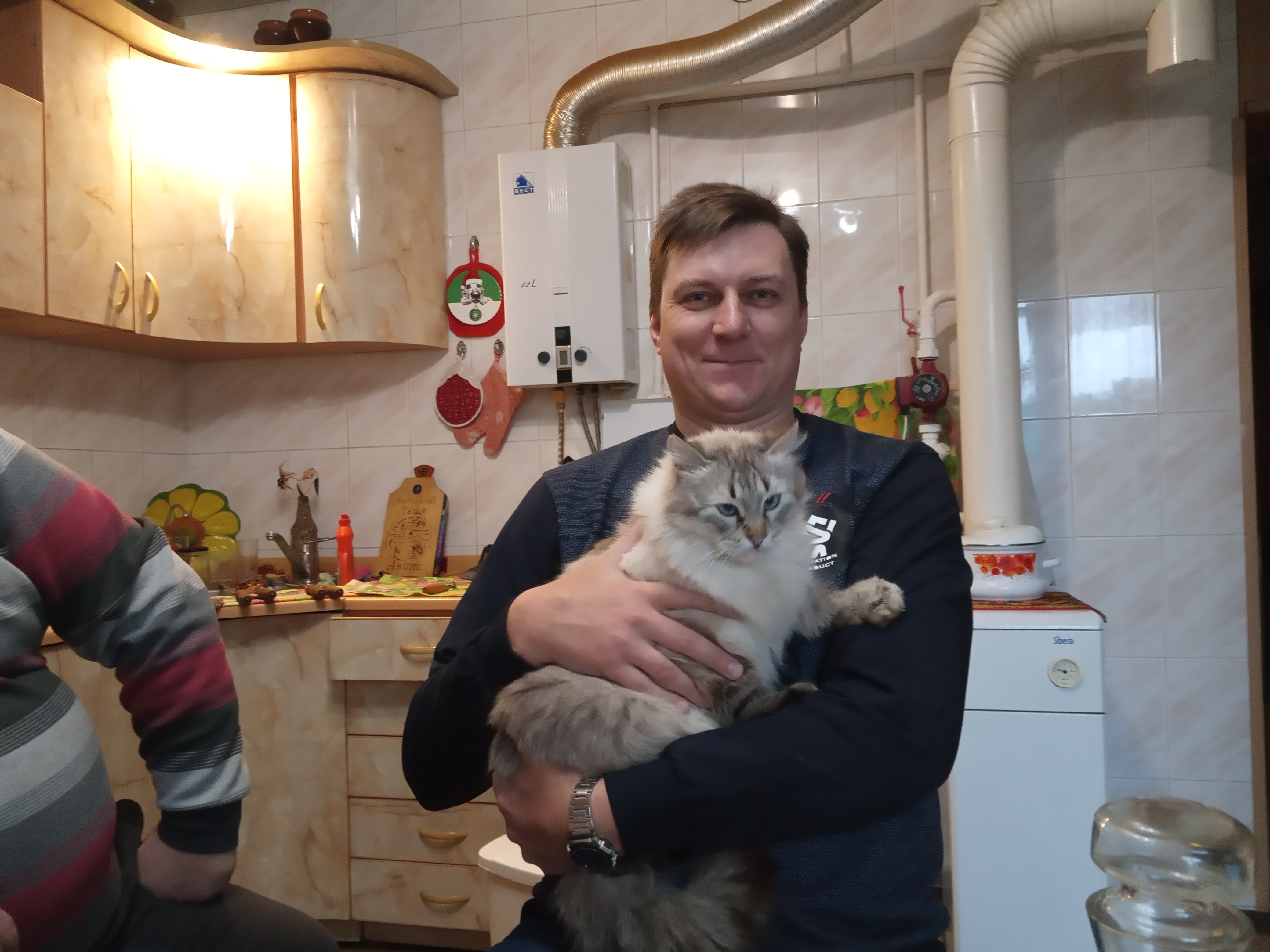 https://upforme.ru/uploads/0017/28/55/15/20824.jpg