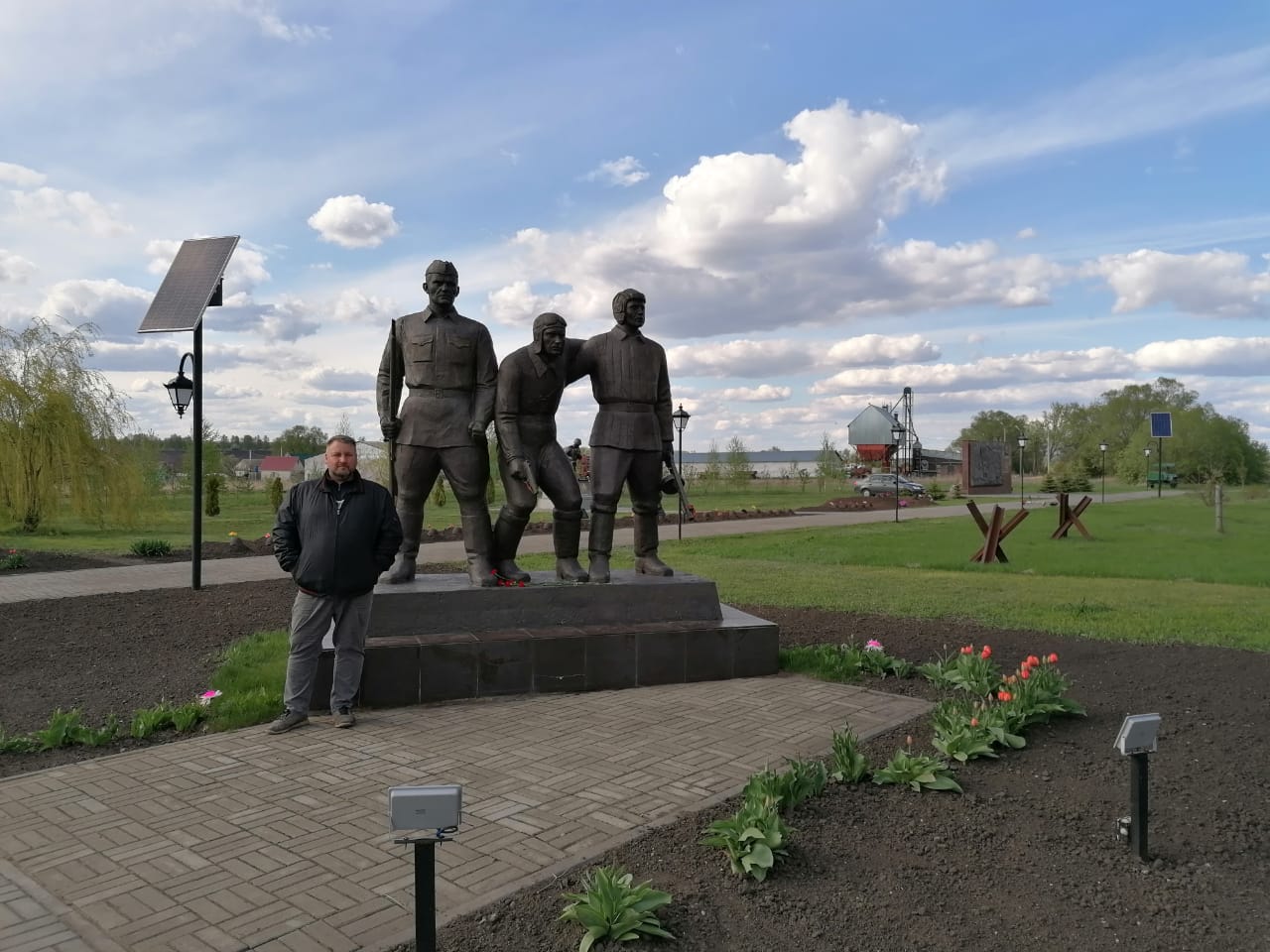 https://upforme.ru/uploads/0017/28/55/274/385792.jpg