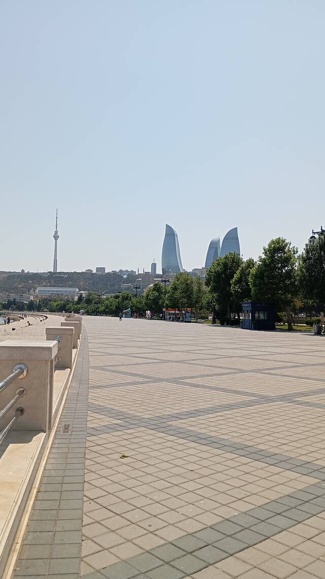 https://upforme.ru/uploads/0017/d2/91/1662/22060.jpg