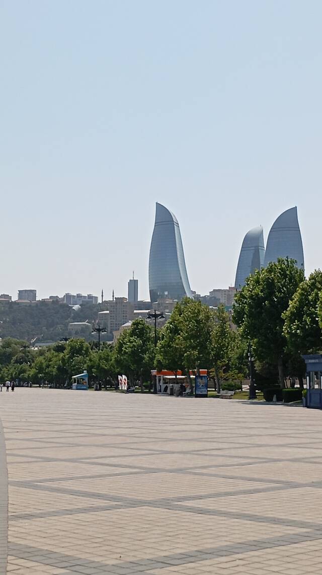 https://upforme.ru/uploads/0017/d2/91/1662/920579.jpg