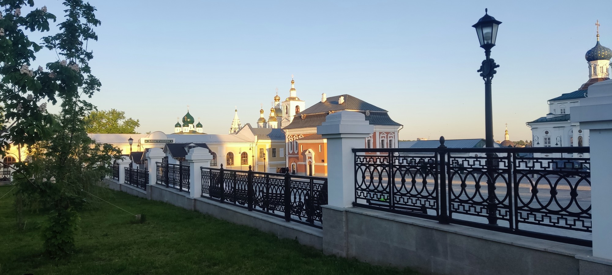 https://upforme.ru/uploads/0017/d2/91/173/201956.jpg