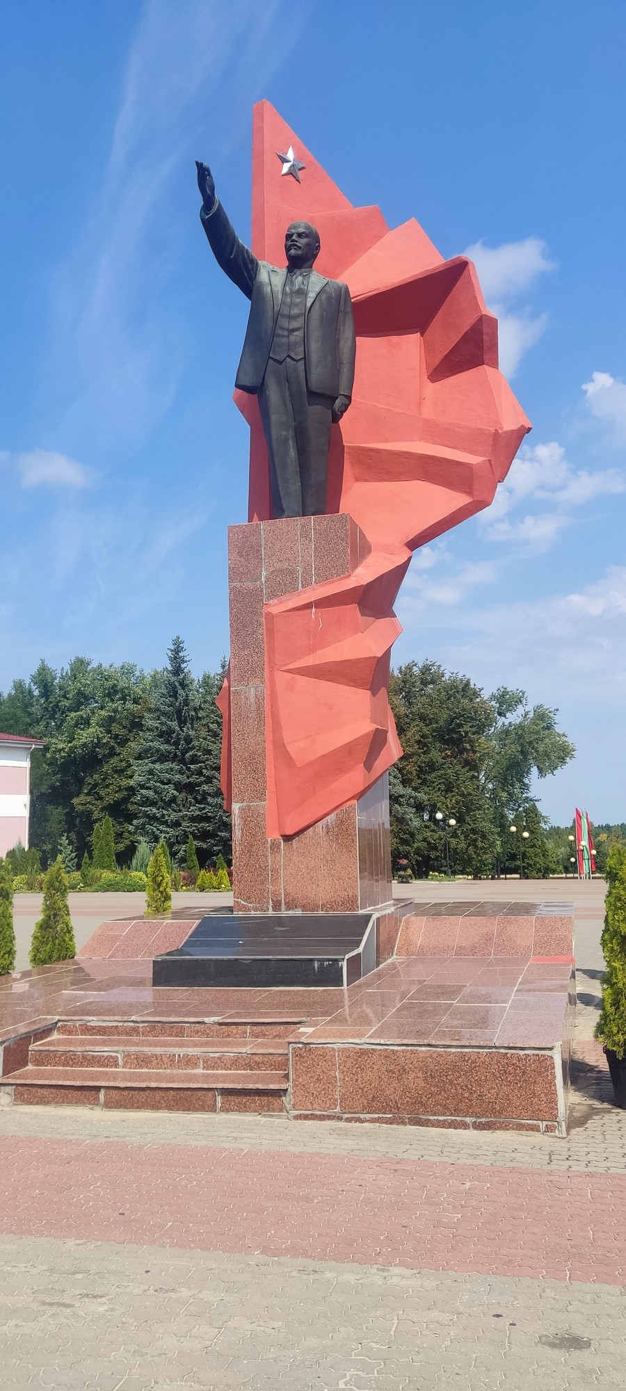 https://upforme.ru/uploads/0017/d2/91/173/211739.jpg